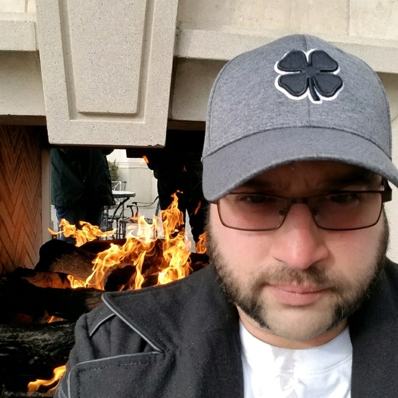 Meet your Posher, Juan - Picture 1 of 1